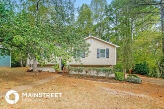 4750 Spring Gate Dr in Powder Springs, GA - Foto de edificio - Building Photo