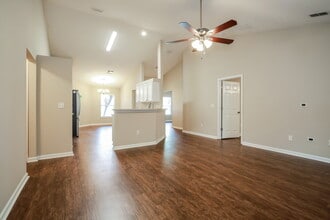 1563 Bay Harbor Dr in Orange Park, FL - Building Photo - Building Photo