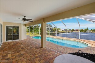 1723 SW 31st Ln in Cape Coral, FL - Building Photo