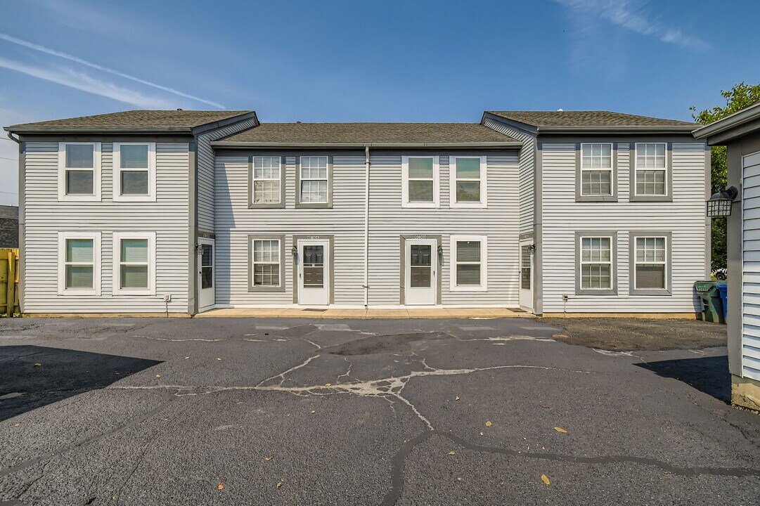6168 Fortin Ct in Columbus, OH - Building Photo