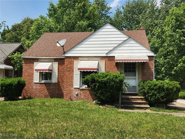 property at 25801 Forestview Ave