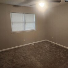 143 Leila Ln in Columbia, SC - Building Photo - Building Photo