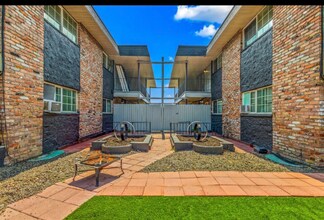 917 E Indiana Ave in Spokane, WA - Building Photo - Building Photo