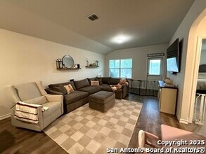 219 Cuban Emerald in San Antonio, TX - Building Photo - Building Photo