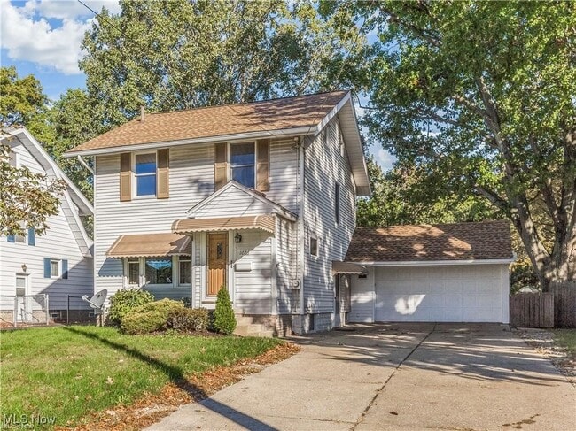 1023 Sackett Ave in Cuyahoga Falls, OH - Building Photo - Building Photo