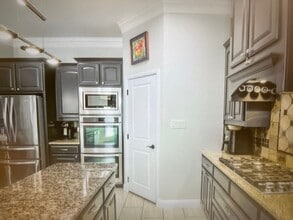 7600 Eagle Ridge Cir in Fort Worth, TX - Building Photo - Building Photo