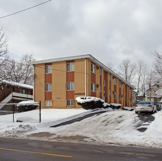 Rhodes Avenue Apartments