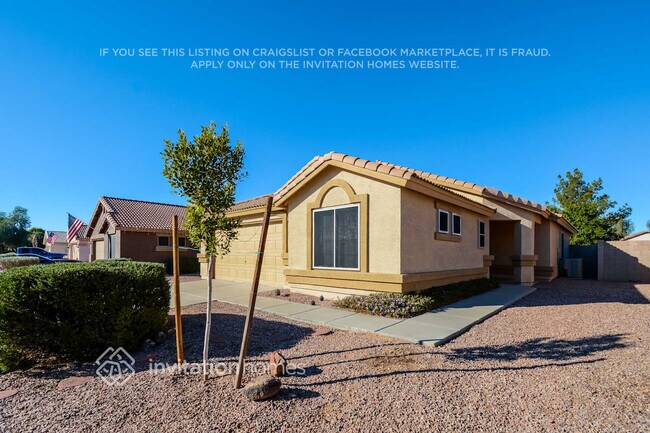14938 N 132nd Ln, Unit D in Surprise, AZ - Foto de edificio - Building Photo