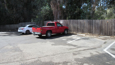 861 Front St in Grover Beach, CA - Foto de edificio - Building Photo