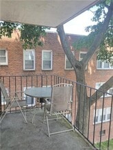 87 Glenbrook Rd in Stamford, CT - Building Photo - Building Photo