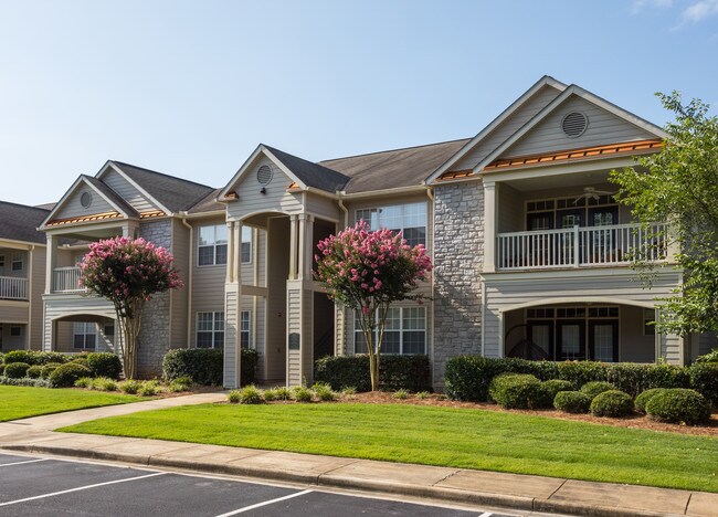 Greystone at Columbus Park in Columbus, GA - Foto de edificio - Building Photo