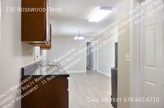 130 Rosewood Dr in Dallas, GA - Building Photo - Building Photo