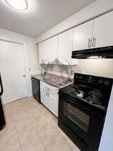 4825-4827 Skyline Rd S in Salem, OR - Building Photo - Building Photo