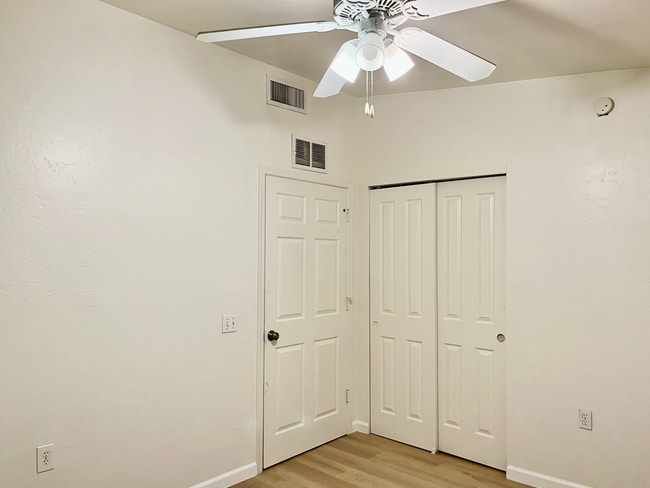 4454 E 3rd St, Unit 1 in Tucson, AZ - Foto de edificio - Building Photo