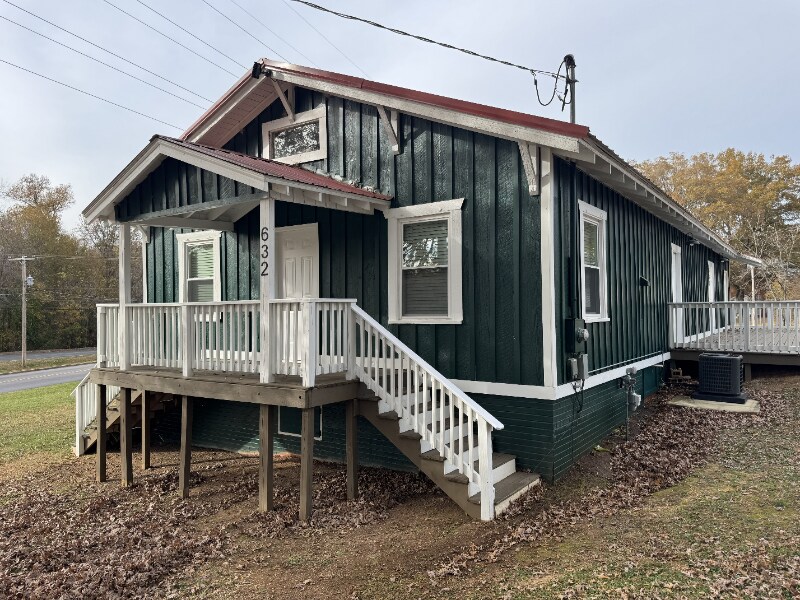 632 Graham St in Albemarle, NC - Foto de edificio