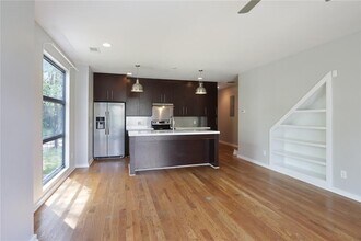 472 Martin St SE in Atlanta, GA - Building Photo - Building Photo
