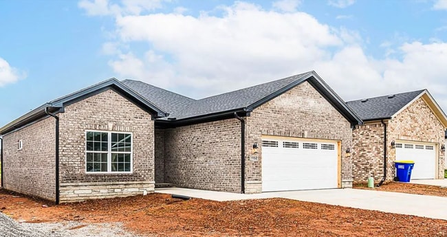 property at 1152 Shallowford St