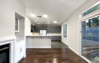 2401 NW 7th St in Fort Lauderdale, FL - Building Photo - Building Photo