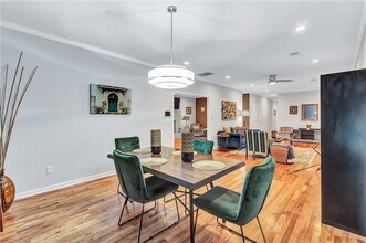 2418 Bollingbrook Dr SW in Atlanta, GA - Building Photo - Building Photo