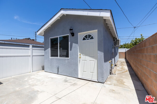 5123 W 130th St in Hawthorne, CA - Building Photo - Building Photo