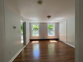 93 Bellevue Ave in Haverhill, MA - Building Photo - Building Photo