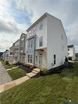 15390 Oasis Sun Aly in Midlothian, VA - Building Photo