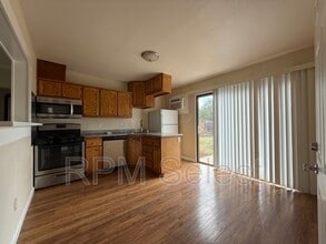 1220 Browning Dr in Sacramento, CA - Building Photo - Building Photo