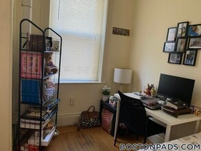 32 Queensberry St in Boston, MA - Building Photo - Building Photo