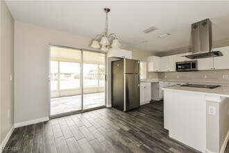 1308 SE 32nd Terrace in Cape Coral, FL - Building Photo - Building Photo