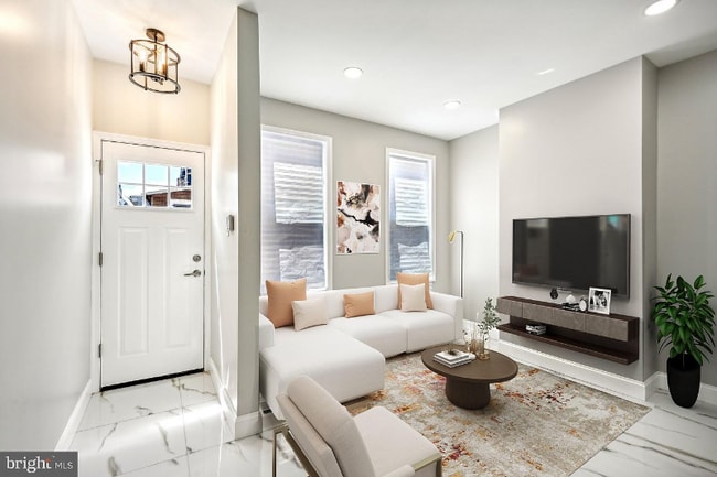 property at 165 W Wilt St