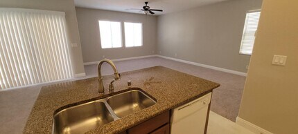 8353 Stillhouse Ct in Las Vegas, NV - Building Photo - Building Photo