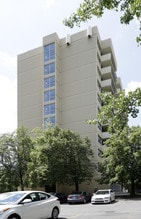 Lord Richmond in Ottawa, ON - Building Photo - Building Photo