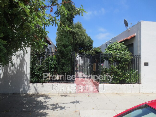 602 Surfrider Way in Oceanside, CA - Building Photo - Building Photo