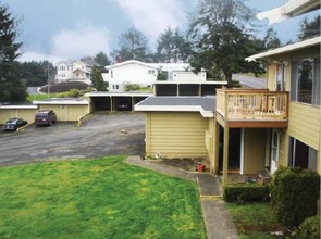 Terrace Gardens in Lincoln City, OR - Building Photo - Building Photo