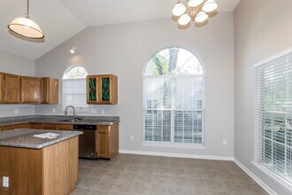 11910 Harris Ridge Dr in Charlotte, NC - Building Photo - Building Photo