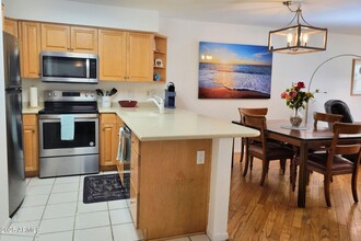 10080 E Mountain View Rd in Scottsdale, AZ - Building Photo - Building Photo