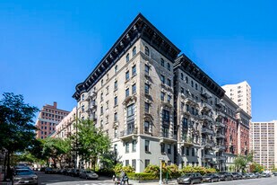 478 Central Park W in New York, NY - Building Photo