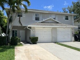 239 Leland Ln in Greenacres, FL - Building Photo