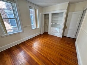 8 Barrows St, Unit 3 in Boston, MA - Building Photo - Building Photo