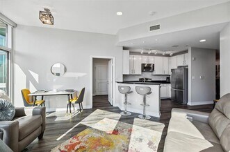 500 Throckmorton St in Fort Worth, TX - Building Photo - Building Photo