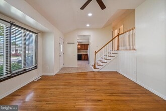 14 Landon Dr in Bordentown, NJ - Building Photo - Building Photo