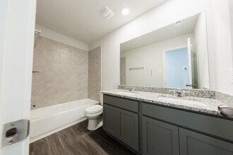 13333 Burbot Dr in Shenandoah, TX - Building Photo - Building Photo