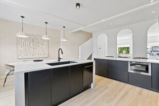 4037 Penn Ave in Pittsburgh, PA - Building Photo