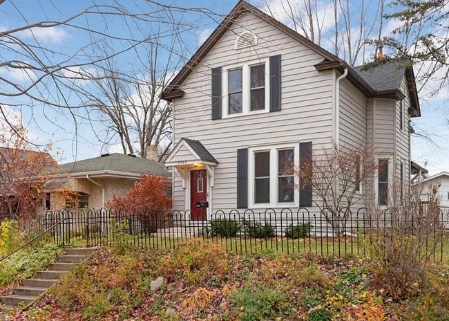 property at 1362 Searle St