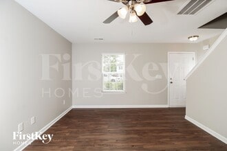 1104 Waterlyn Dr in Greensboro, NC - Building Photo - Building Photo