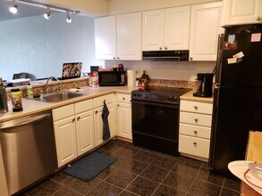 805 29th St, Unit 358 in Boulder, CO - Building Photo - Building Photo