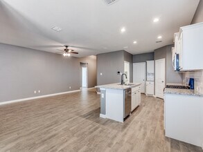 181 Driftoak Dr in Boyd, TX - Building Photo - Building Photo