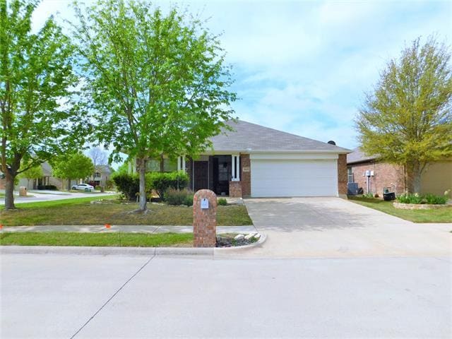 5401 Balmorhea Dr in Argyle, TX - Building Photo - Building Photo