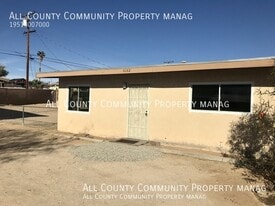 6082 Daisy Ave in Twentynine Palms, CA - Building Photo