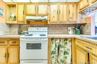 9401 SW 4th St-Unit -112 in Miami, FL - Building Photo - Building Photo